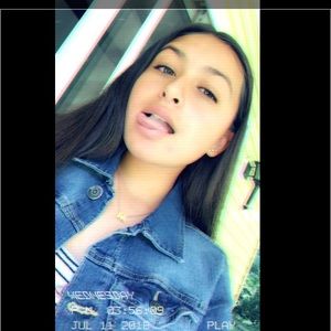 Meet your Posher, Marissa